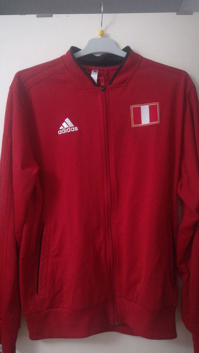 Ingenieros Cría Alrededor Casacas de Selección Peruana de segunda mano por 50 € en Barcelona en WALLAPOP Ingenieros Cría Alrededor Casacas de Selección Peruana de segunda mano por 50 € en Barcelona en WALLAPOP