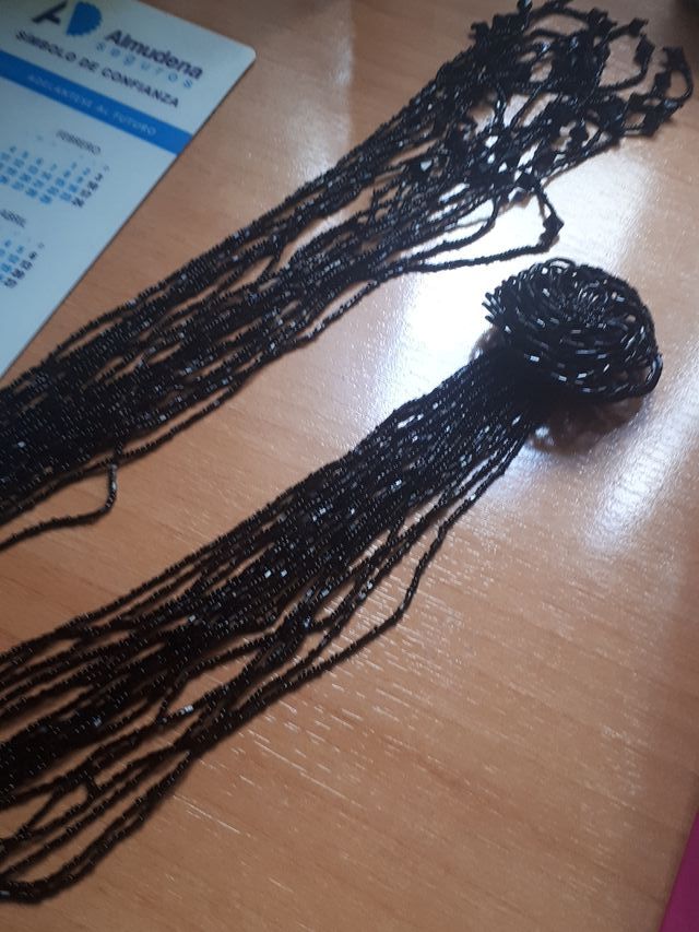 Cinturón/gargantilla bolitas