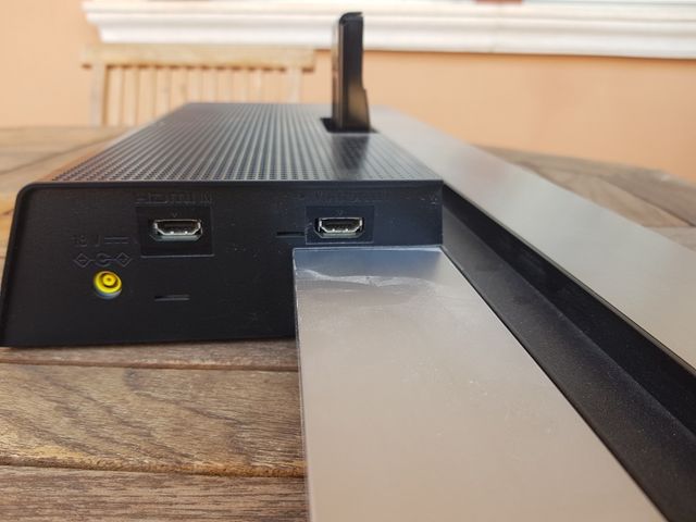 Altavoz soporte peana Sony 