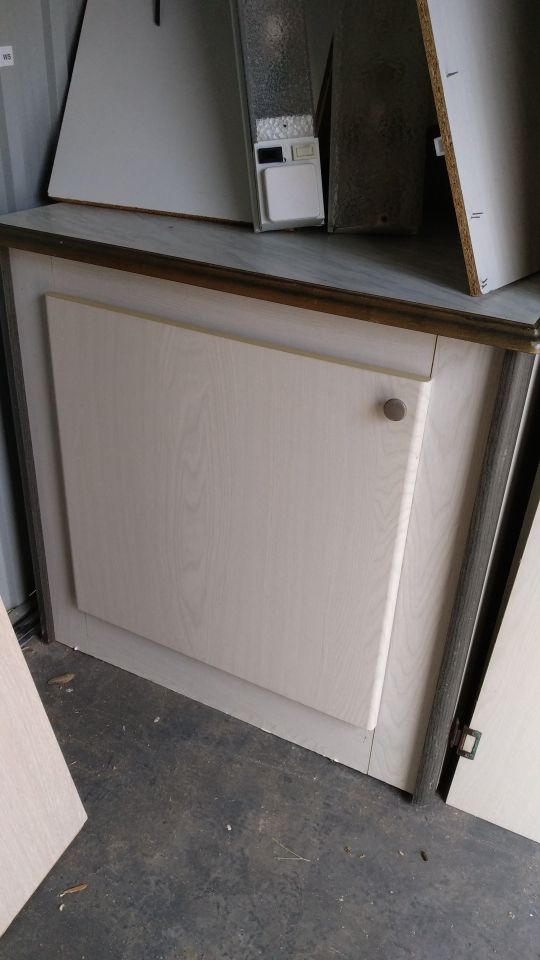 Muebles camper, maderas y parquet de segunda mano por 100 € en Valencia