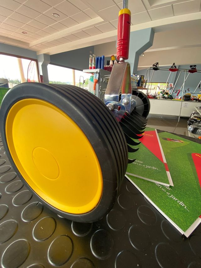 Escarificador de césped/ jardín Outils Wolf de segunda mano por 63 € en