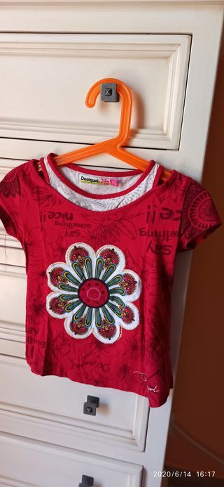 Camisetas Desigual niña de segunda mano en Málaga en WALLAPOP Camisetas Desigual mujer de segunda mano en Málaga en WALLAPOP