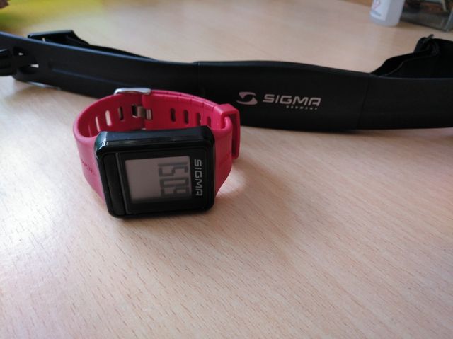 pulsómetro nuevo con banda elástica