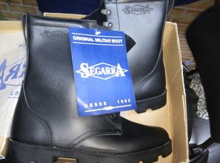 Botas Militares Segarra. de segunda mano por 50 EUR en Mérida en WALLAPOP
