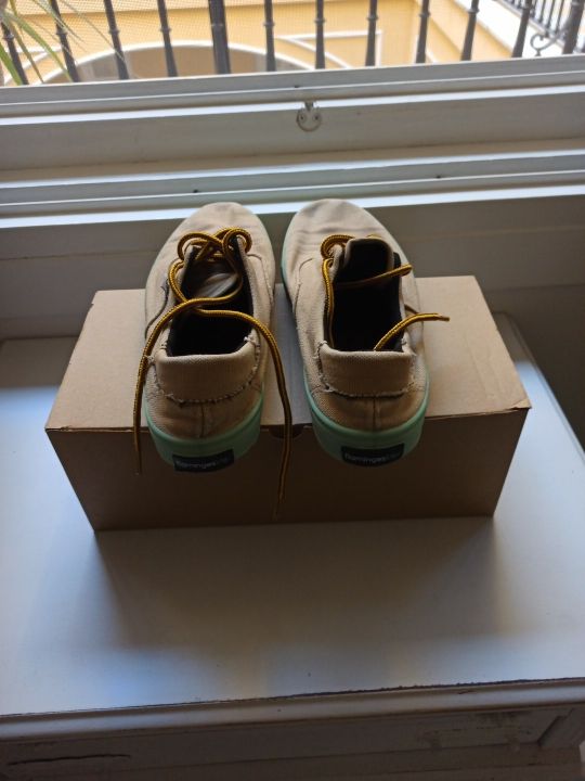 Zapatillas Flamingo y regalo funda Iphone