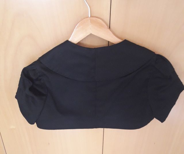 Chaqueta torera negra RINASCIMENTO