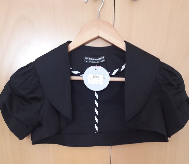 Chaqueta torera negra RINASCIMENTO