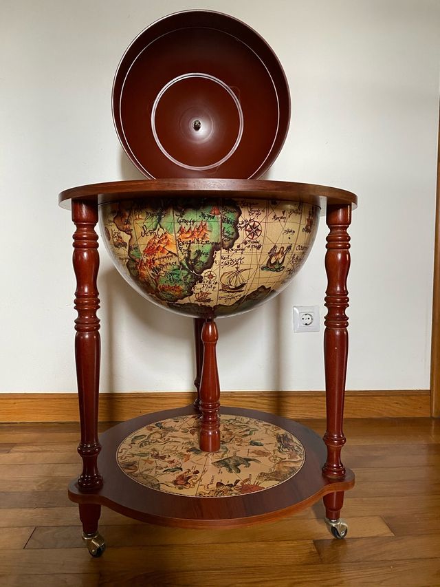 Mueble globo bar botellero de segunda mano por 60 € en La de Cayon
