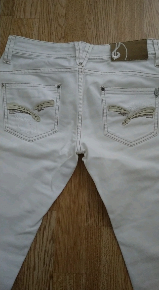 pantalón blanco Stradivarius t:34, como nuevo!!