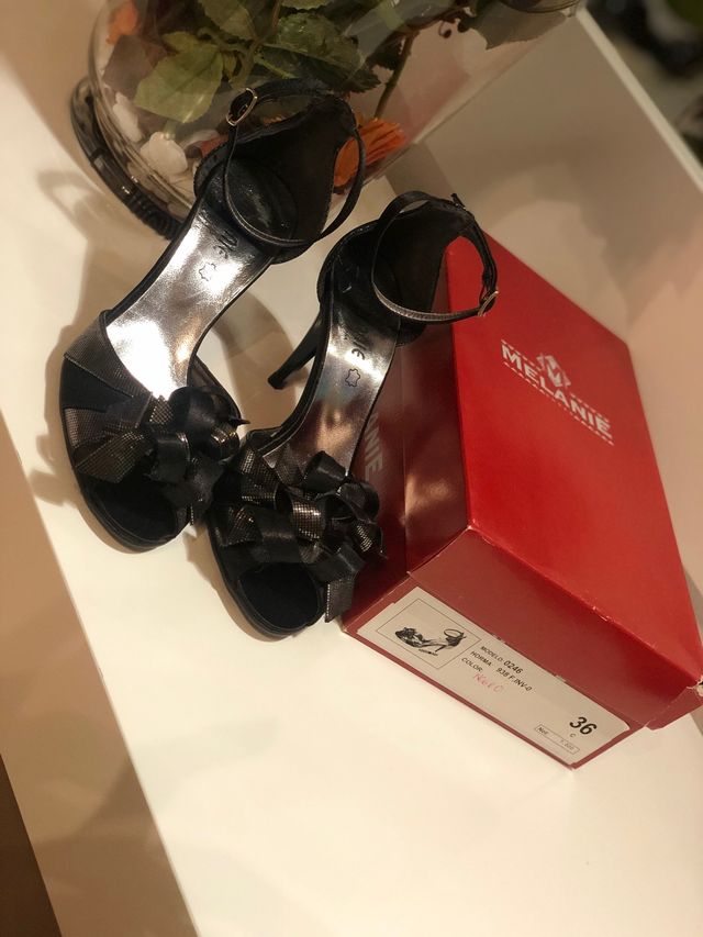 Sandalia fiesta Nuevos y cartera a juego