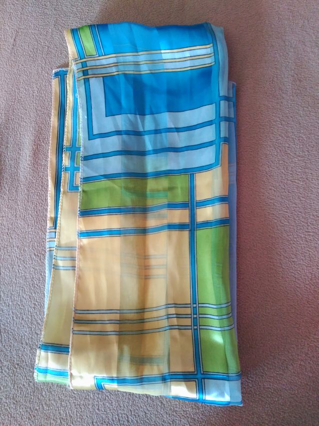 PAÑUELO SEDA ESTAMPADO