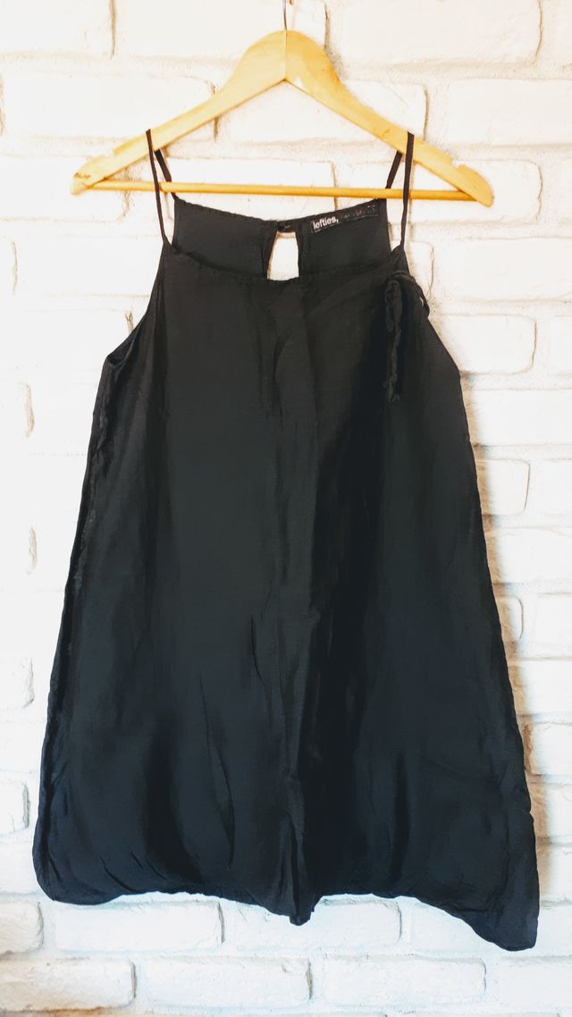 Vestido negro Lefties
