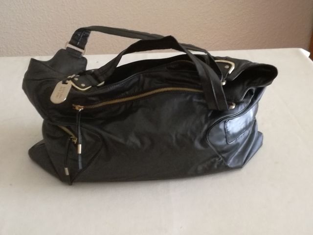 Bolso negro tamaño grande