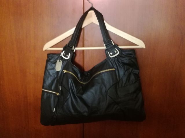 Bolso negro tamaño grande