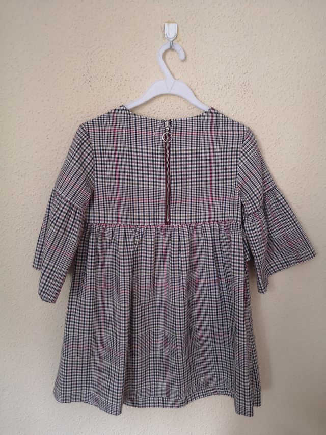 Vestido niña talla 7 años de Zara.