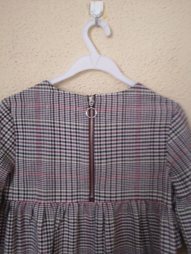 Vestido niña talla 7 años de Zara.