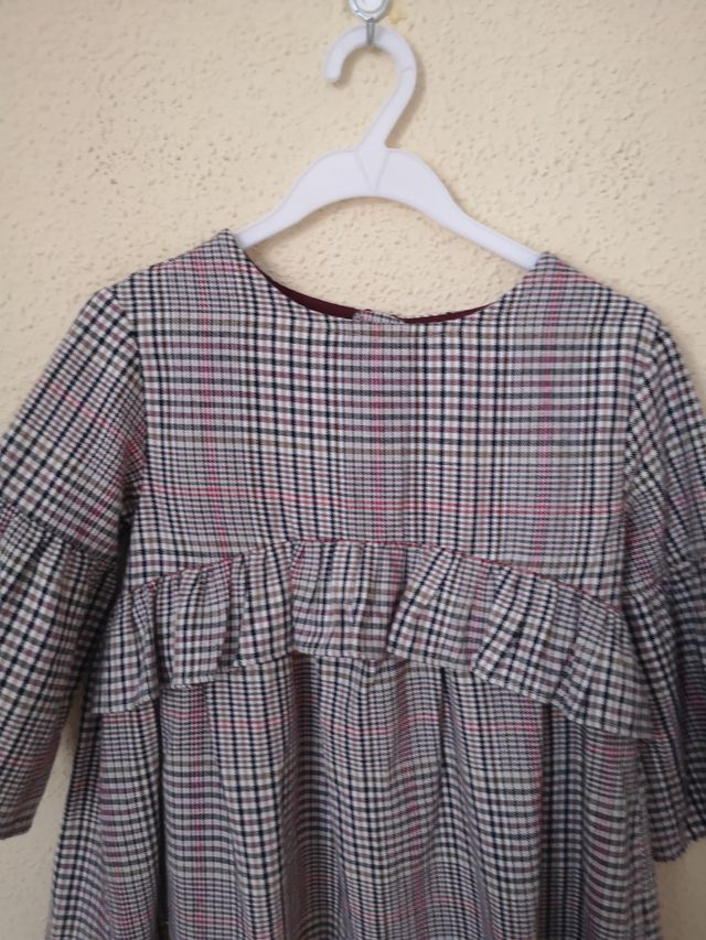 Vestido niña talla 7 años de Zara.