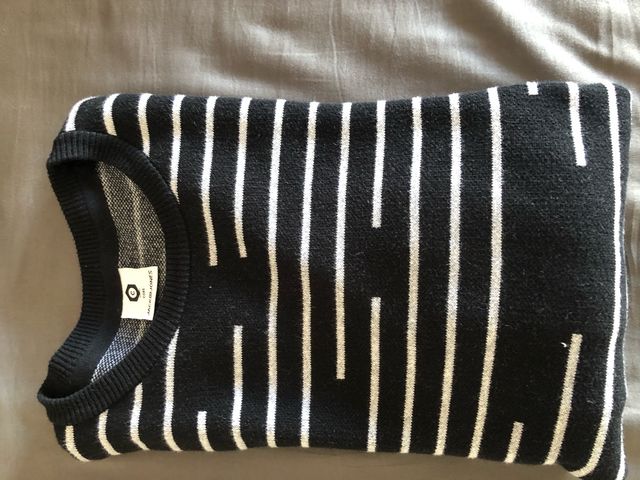 Súeter negro jack & Jones talla L