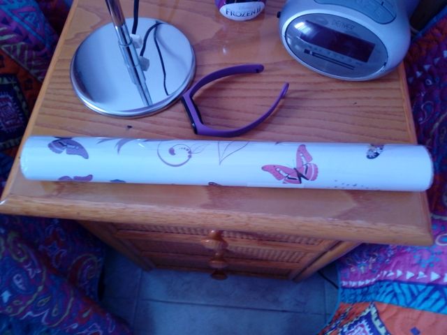 VINILO DECORATIVO NIÑA