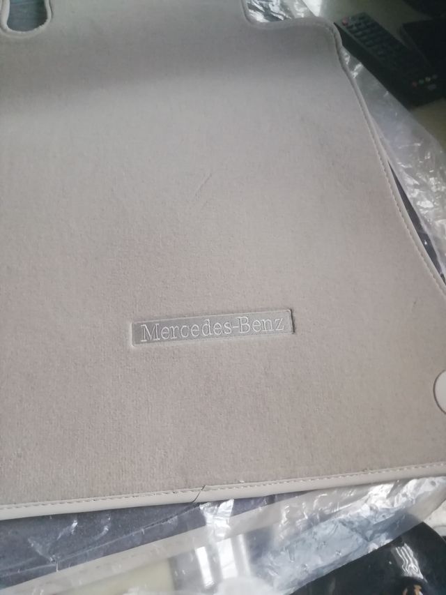Alfombrillas Mercedes serie E nuevas