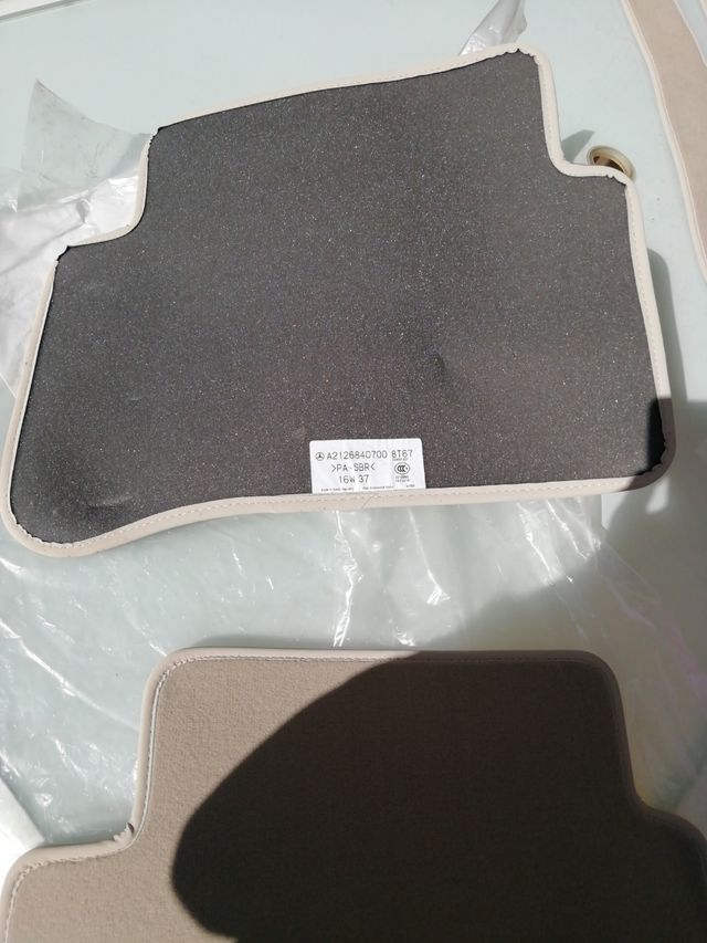 Alfombrillas Mercedes serie E nuevas