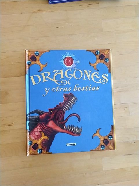 Dos libros de dragones