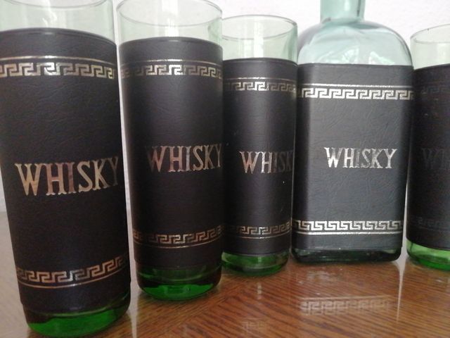 Juego whisky vintage botella y vasos