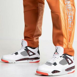 Chándal Nike Jordan Engineered 23 Neopreno 2021 de segunda mano por 50 EUR  en Madrid en WALLAPOP