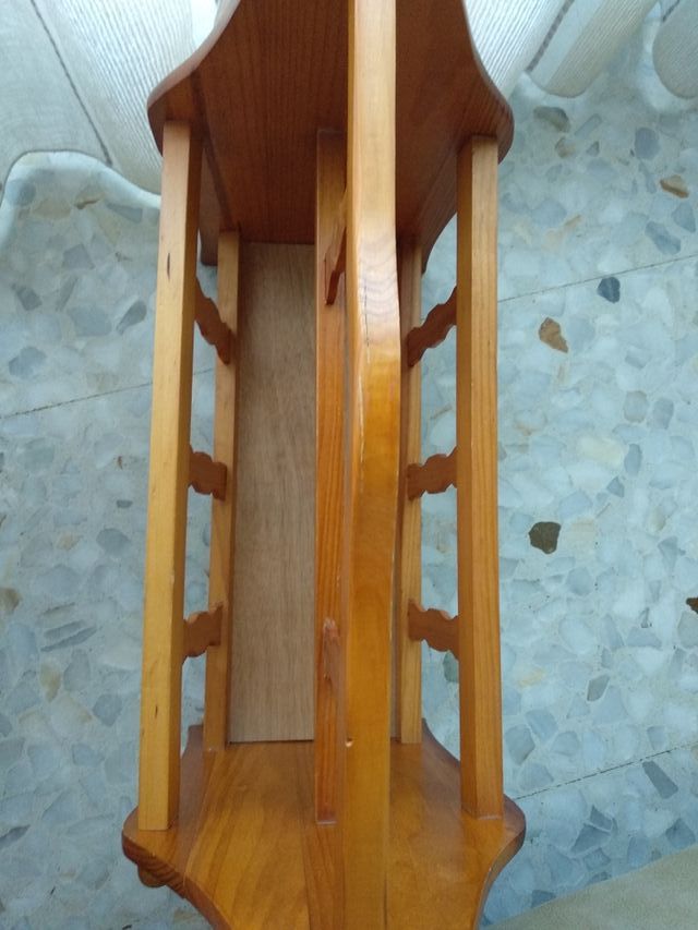 Revistero de madera de segunda mano por 9 € en Pozoblanco en WALLAPOP