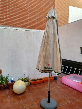 Sombrilla de bar de segunda mano en WALLAPOP