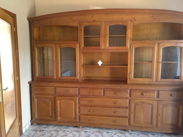 MUEBLE COMEDOR RUSTICO de segunda mano por 200 € en Piera en WALLAPOP