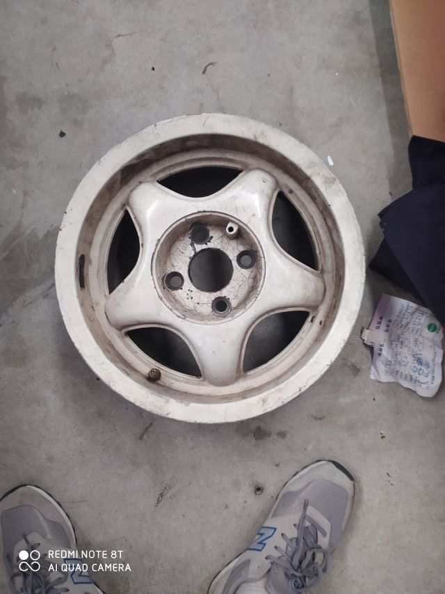 llanta vw golf mk2 14 pulgadas