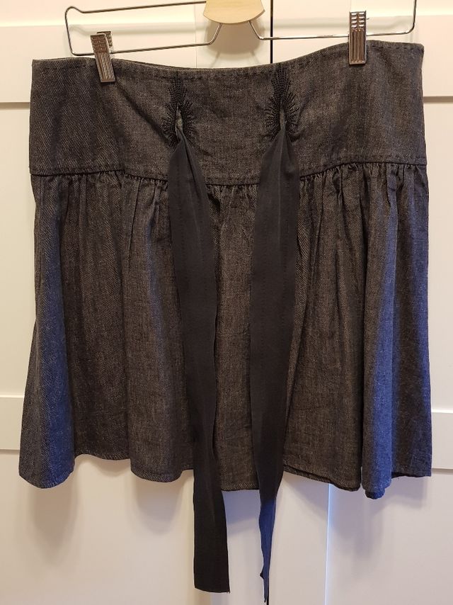 FALDA VAQUERA NEGRA HOSS INTROPIA TALLA 40