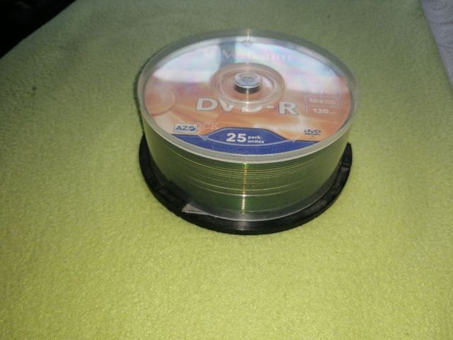 caja de 25 DVD-R 25 ud y caja de 11 DVD-R