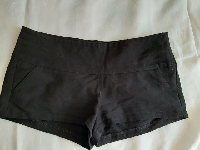 Pantalón corto Zara T 38