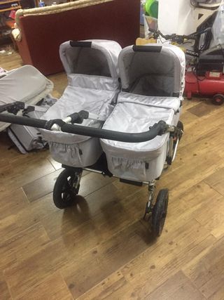 Easy Walker un cochecito gemelar que entra por las puertas Easy Walker un cochecito gemelar que entra por las puertas