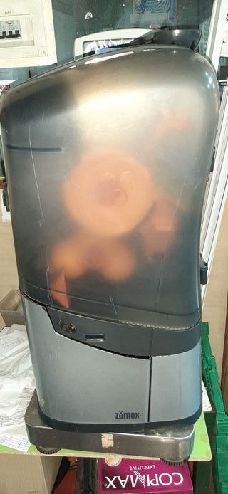 Exprimidor Zumex de segunda mano en la provincia de Madrid Exprimidor Zumex de segunda mano en Madrid en WALLAPOP