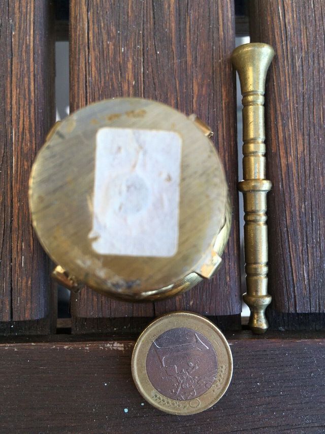 Almirez antiguo de bronce, mortero con mano. 106gr