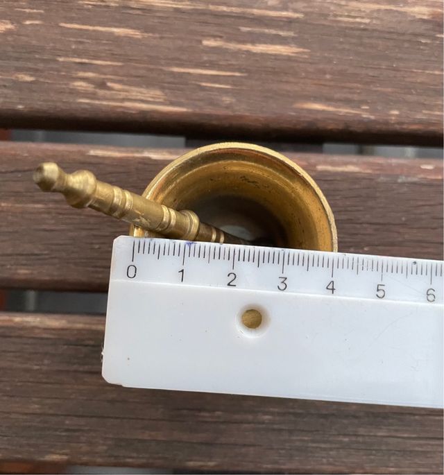 Almirez antiguo de bronce, mortero con mano. 106gr