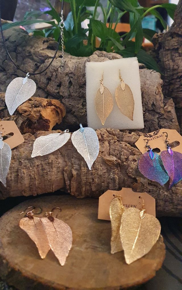 Colgante y pendientes de hojas Naturales