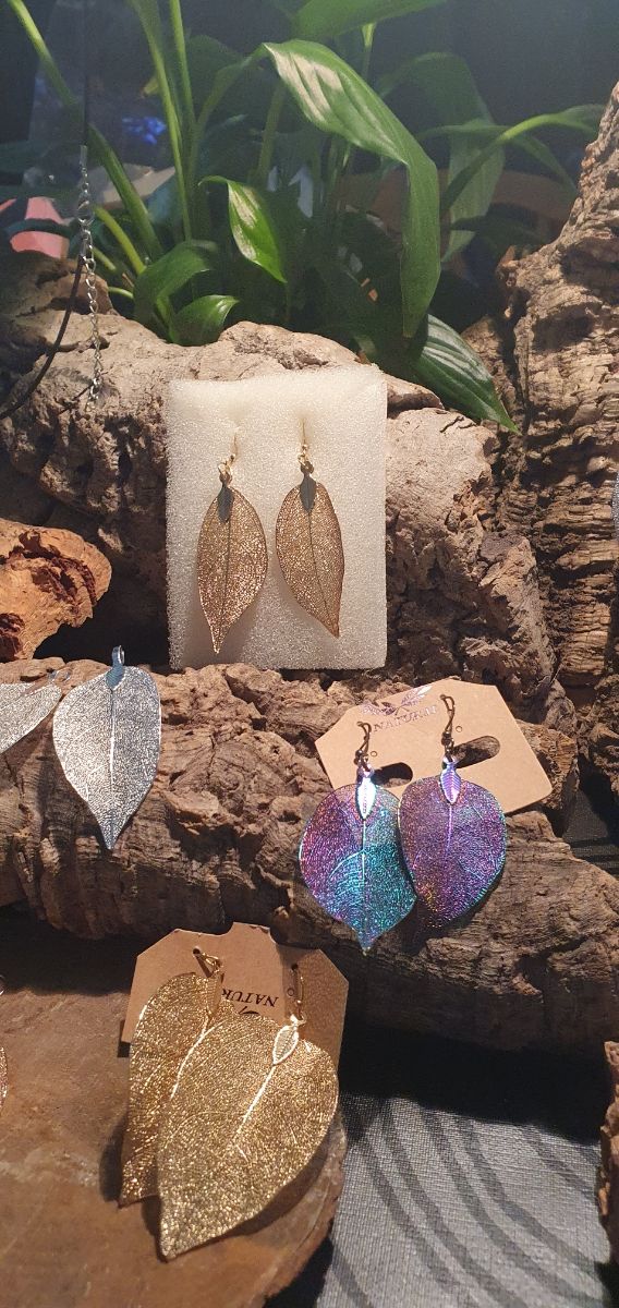 Colgante y pendientes de hojas Naturales