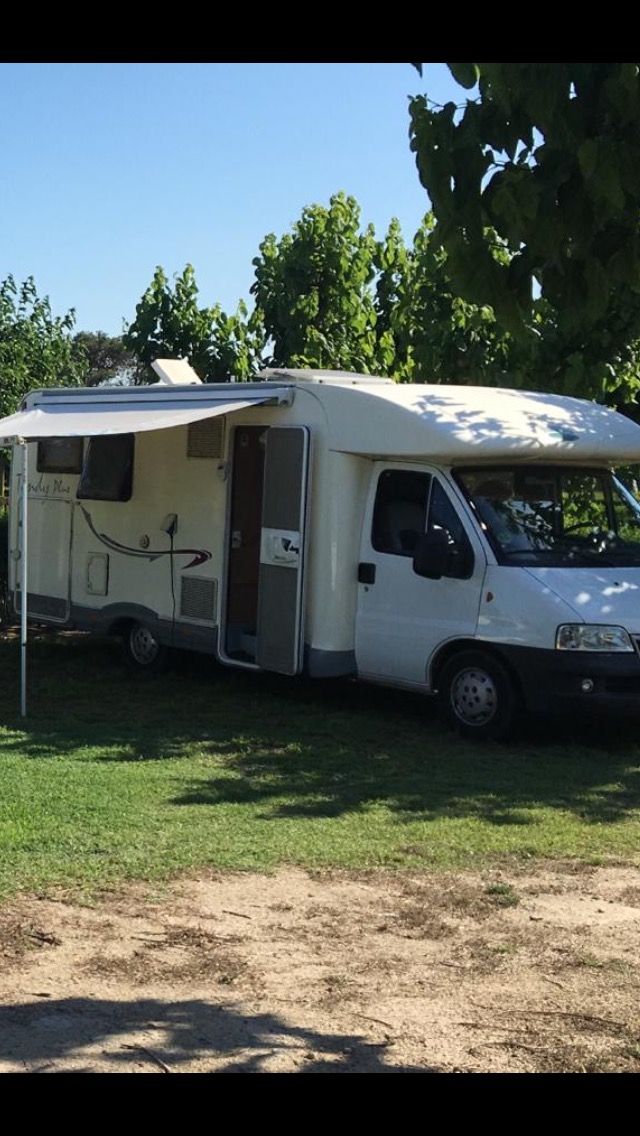 Autocaravana perfilada Con garage grande de segunda mano por 28.500