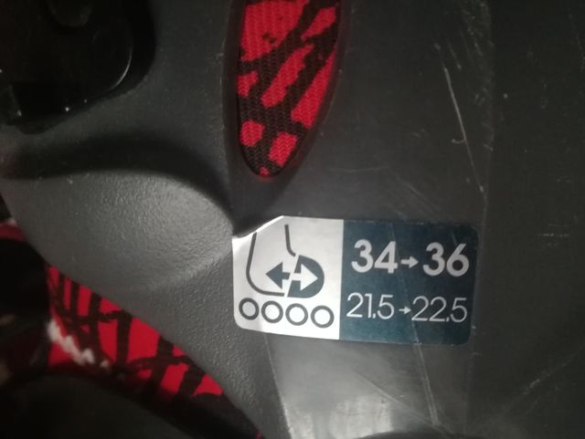 patines talla adaptable 34 - 36 + protecciones