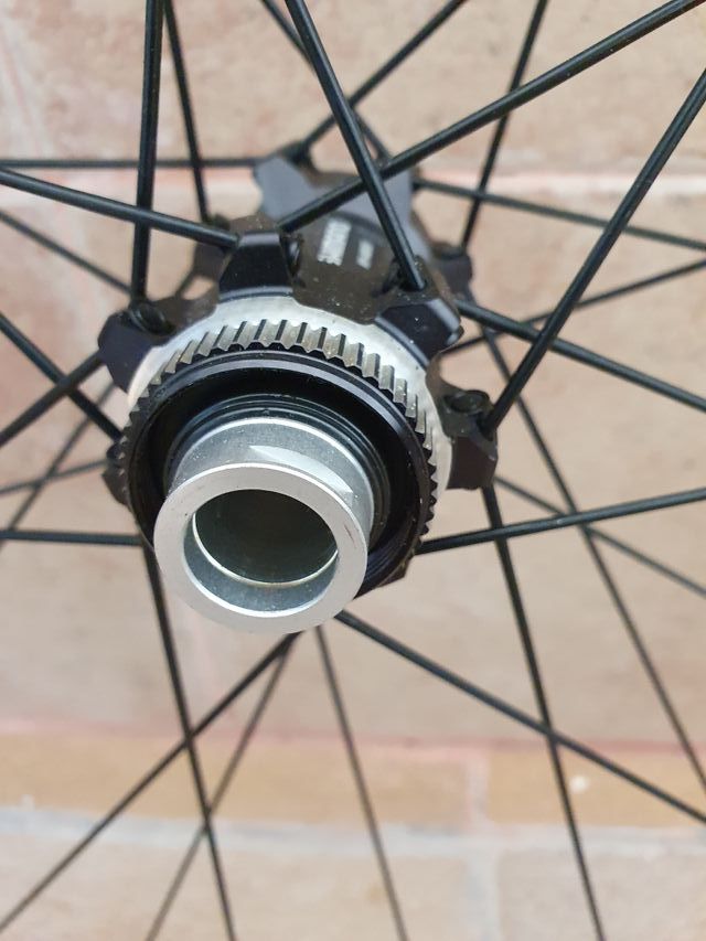 Rueda delantera Shimano XT 29"