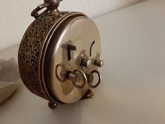 Reloj despertador cuerda