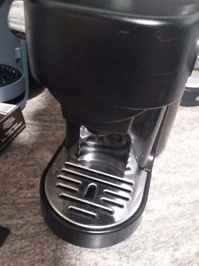 CAFETERA DE CÁPSULAS
