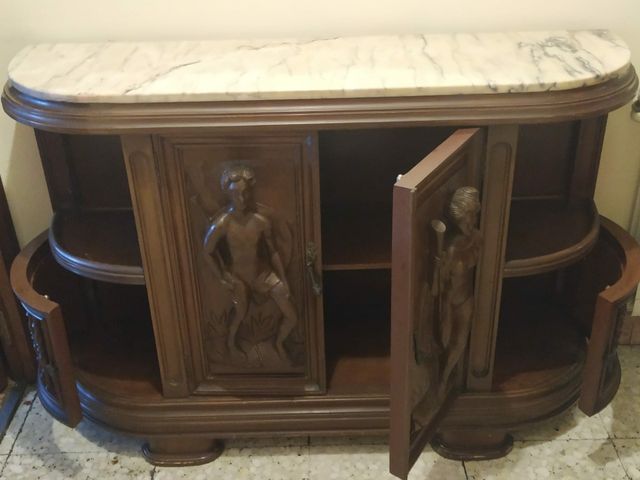 Taquillon madera tallada y encimera marmol