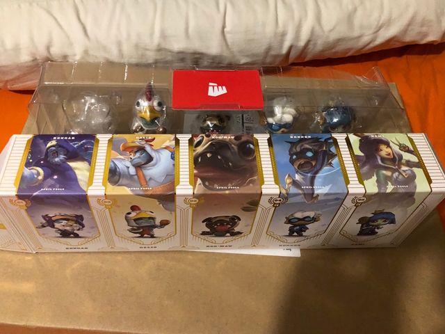 Figuras mini league of legends