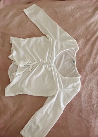 Blusa Mango blanca de segunda mano en Humanes de Madrid en Blusa blanca de segunda mano en Humanes de Madrid en WALLAPOP