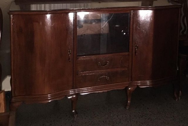 Mueble comedor antiguo de segunda mano por 60 € en Barcelona en WALLAPOP